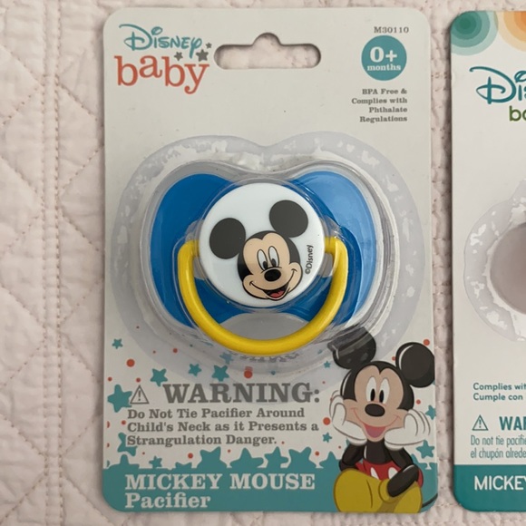 {NWT} Disney | Disney Baby Mickey Mouse Pacifier Set & Holder BPA Free 0+ Months - Picture 6 of 13